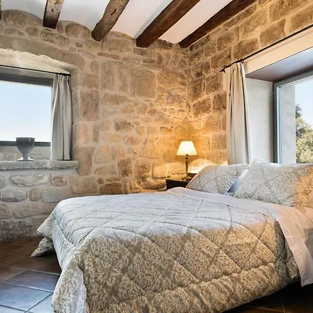 Catalunya Casas Fabulous For 28 With Heated Pool Tora de Riubregos